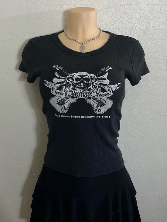Brandy Melville Tops - Brandy Melville Black Skull & Guitars Graphic Tee